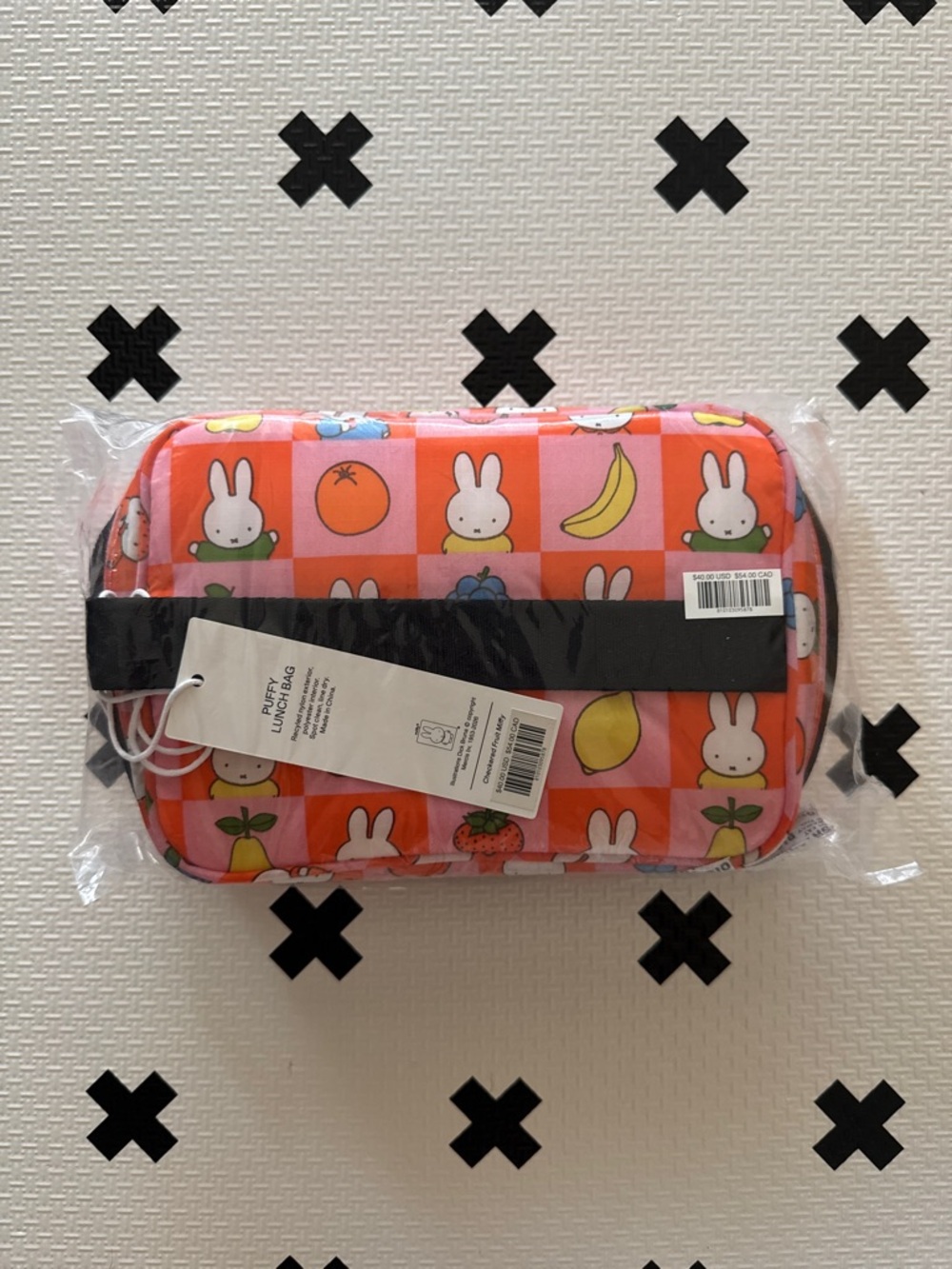 BAGGU & Miffy UO Exclusive Puffy Printed Lunch Bag - checkered miffy fruit
